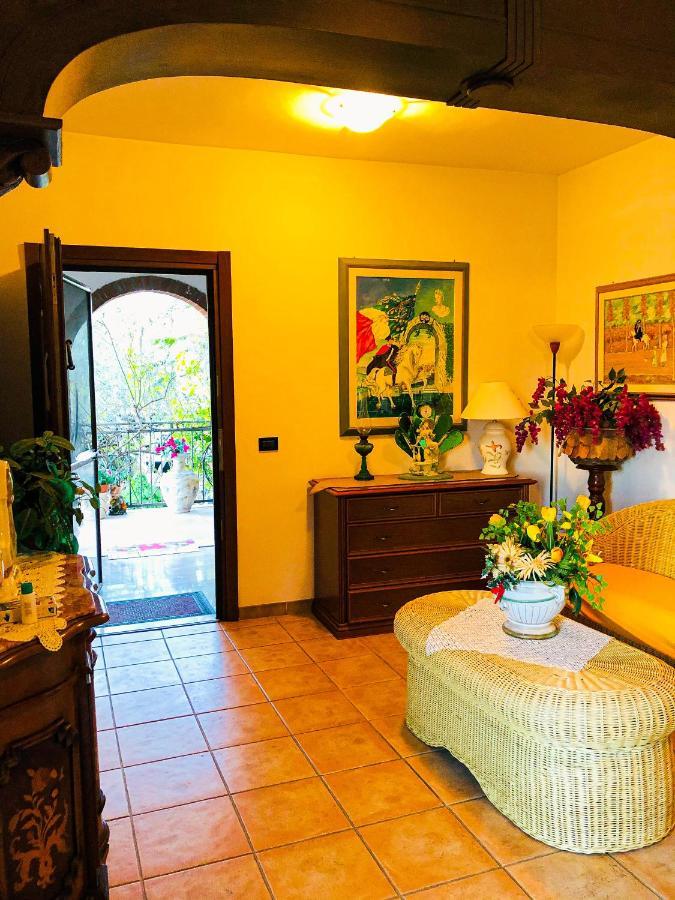 Nova Domus Bed and Breakfast Corfinio Esterno foto