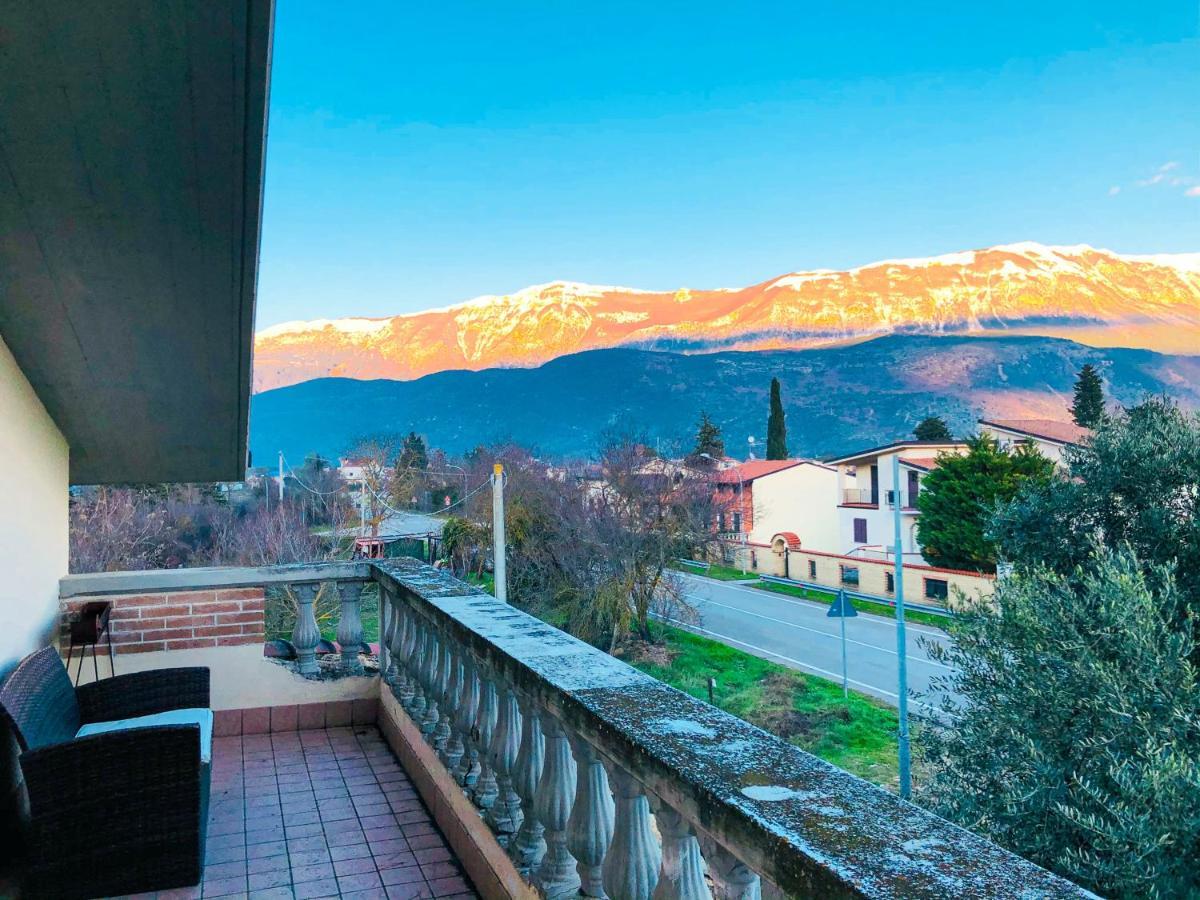 Nova Domus Bed and Breakfast Corfinio Esterno foto