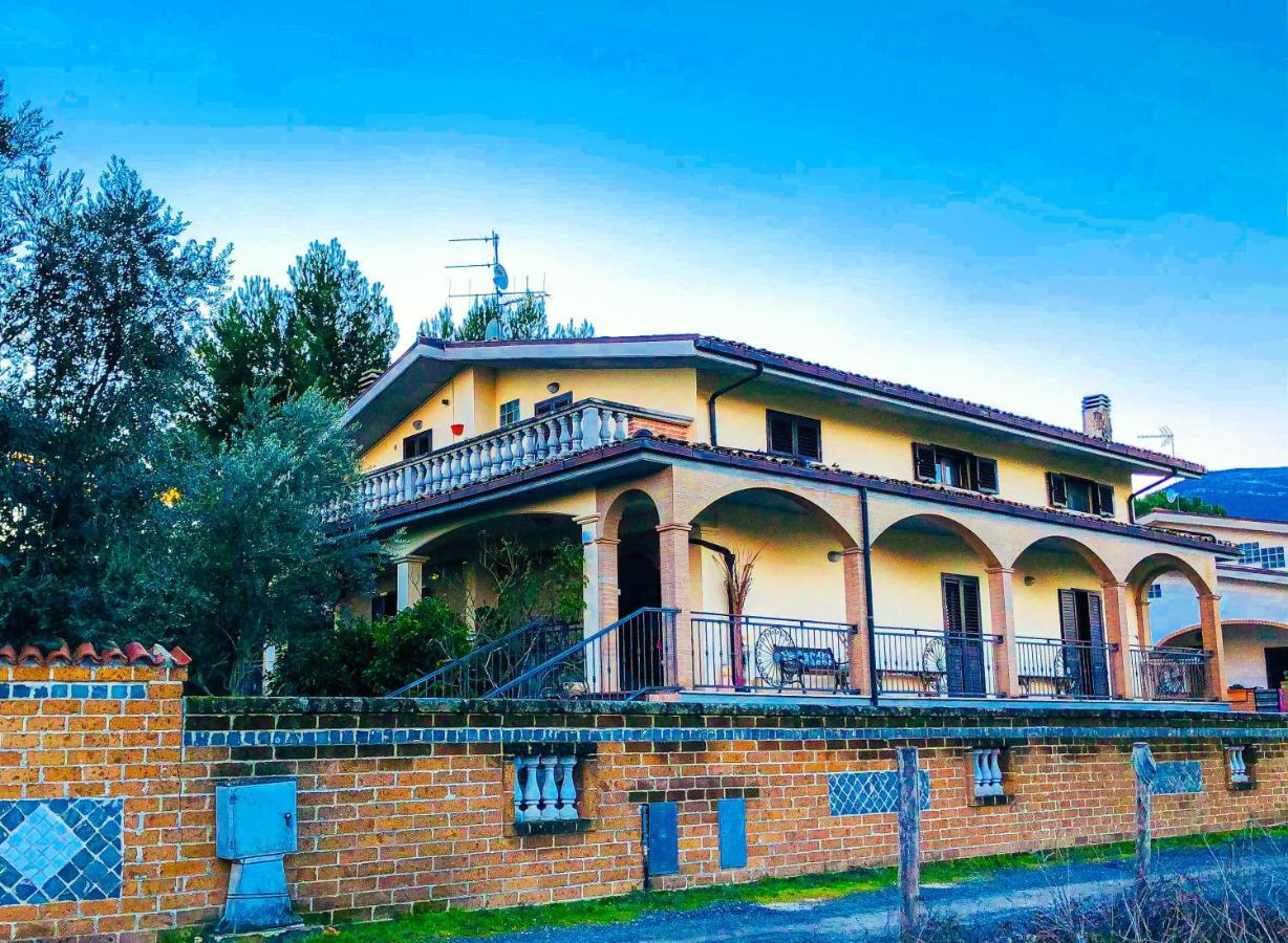 Nova Domus Bed and Breakfast Corfinio Esterno foto